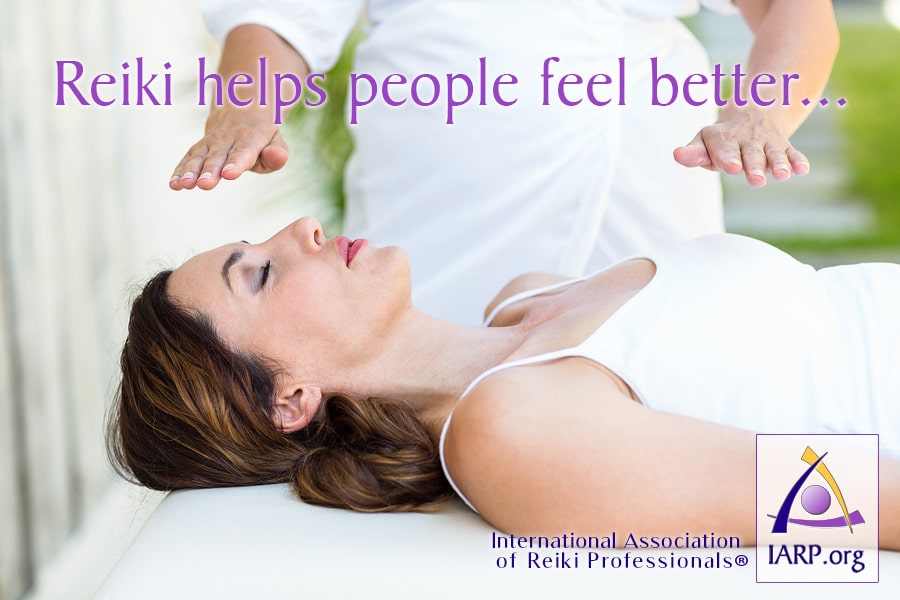 Il Reiki aiuta le persone a sentirsi meglio